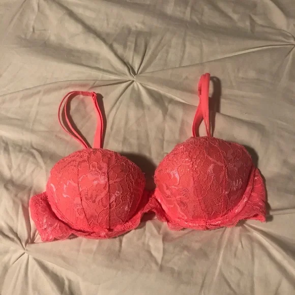 Hot pink Victoria’s Secret (Pink) push up bra, 32A - Picture 5 of 5